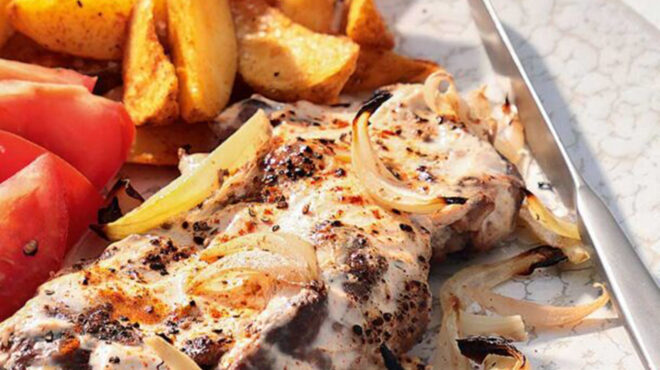 μπριζόλες-μοσχαρίσιες-σε-γιαουρτένι-562960351