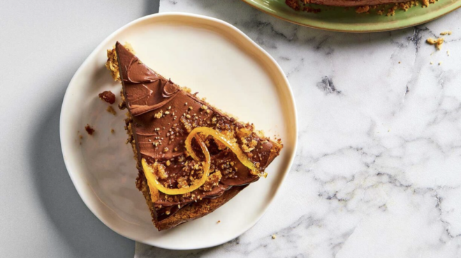 νηστίσιμη-τούρτα-σοκολάτα-με-πραλίνα-563000377