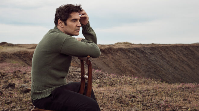 ο-χριστόφορος-παπακαλιάτης-στη-vogue-greece-μαΐ-563000149