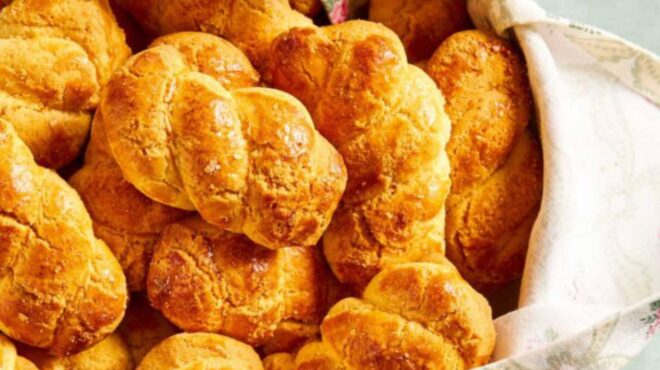 κουλουράκια-πασχαλινά-παραδοσιακά-563005714