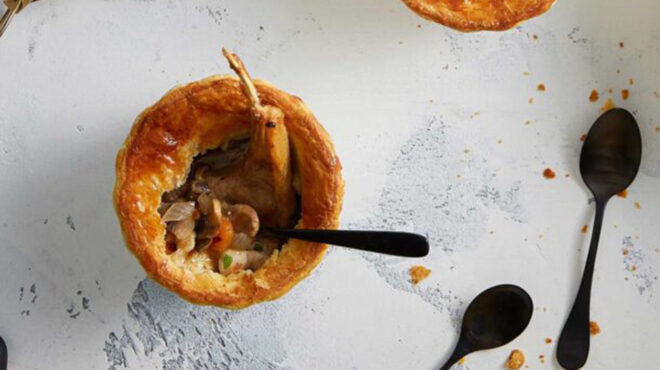 πίτα-με-αρνάκι-και-νεφρά-surrey-lamb-kidney-pie-562977862