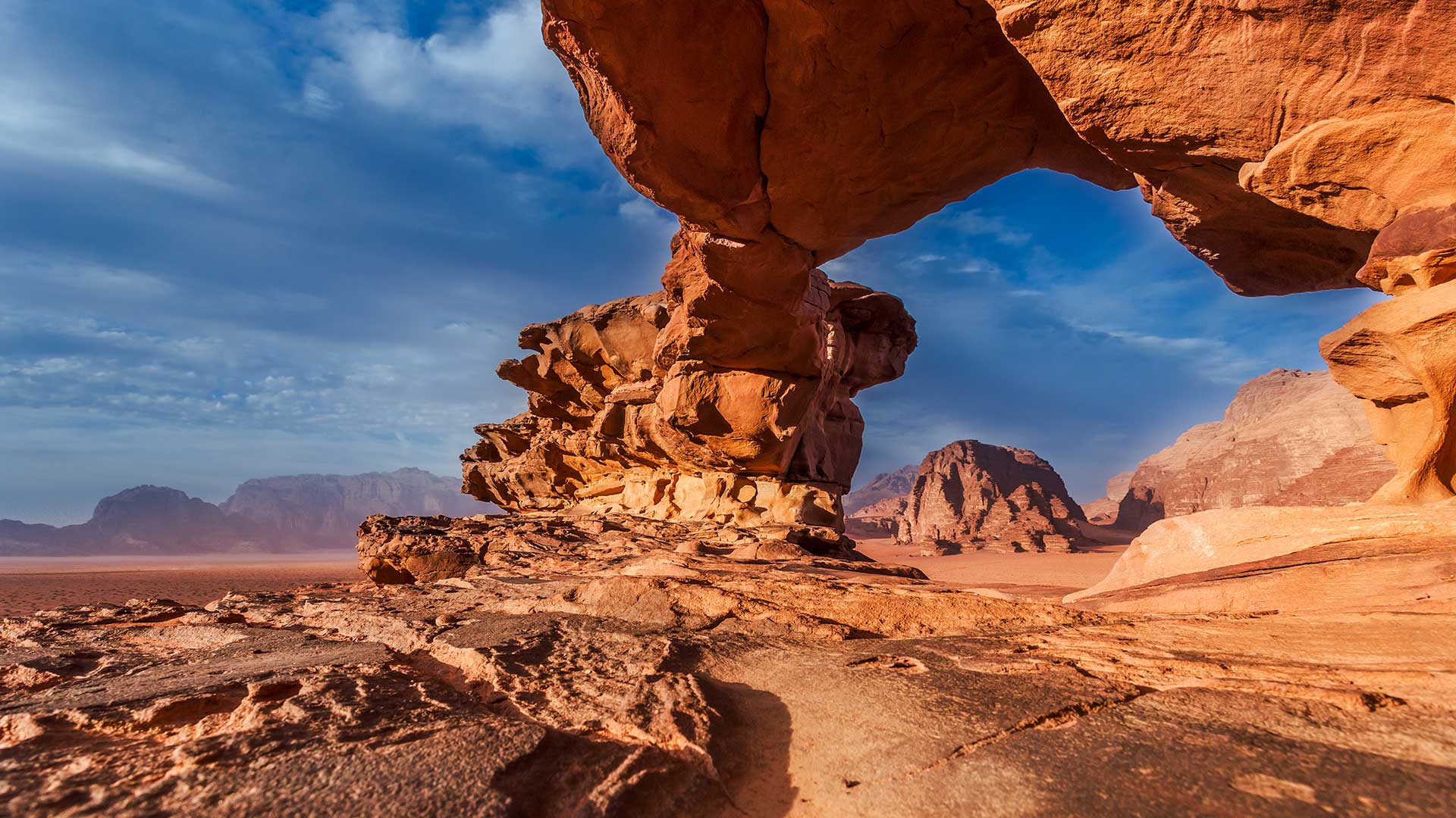 Διακοπές στην έρημο: 5 εμπειρίες glamping στη μέση του πουθενά-2