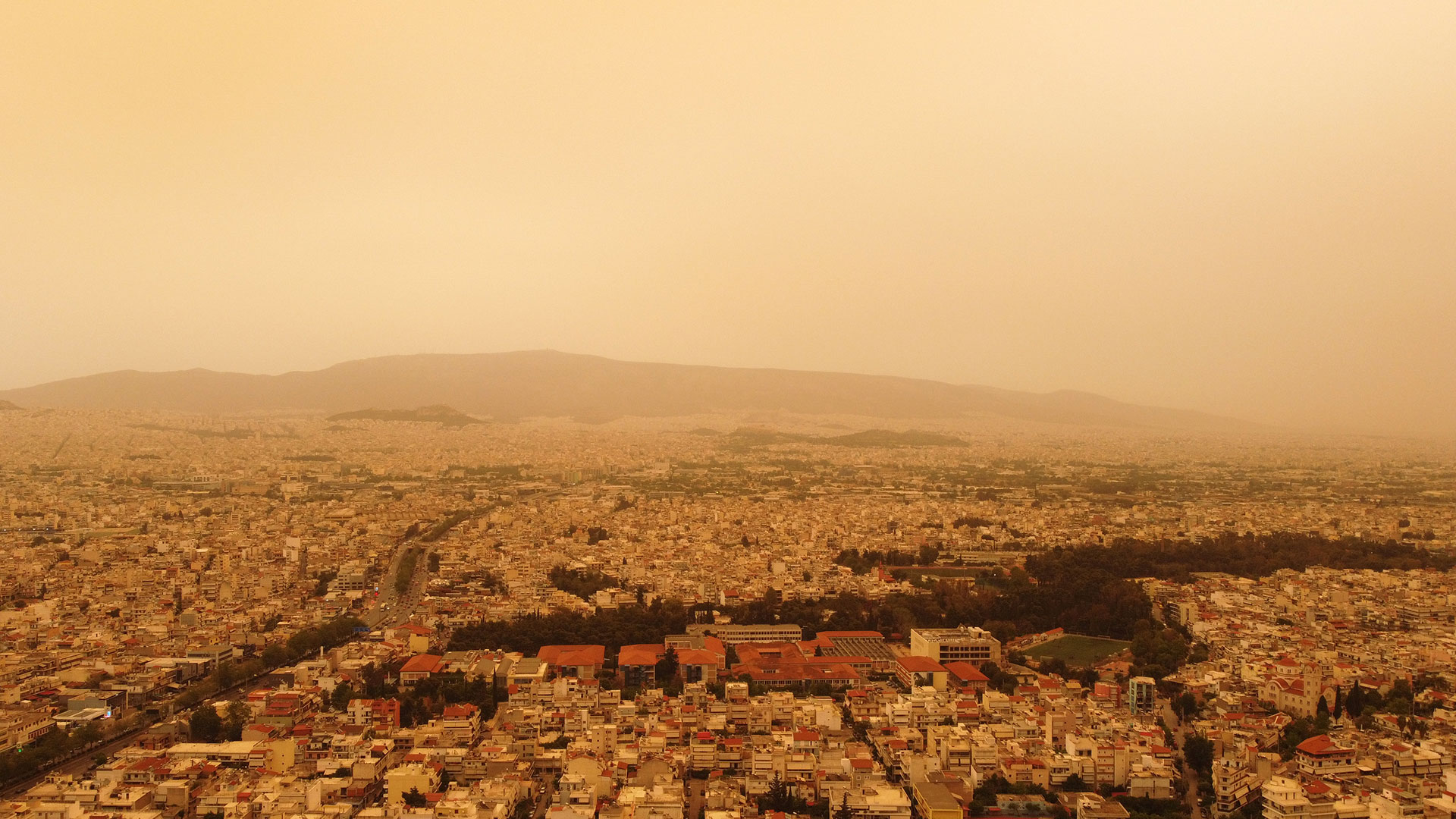 Αφρικανική σκόνη: Εικόνες… Dune στην Αθήνα και άλλες πόλεις-14