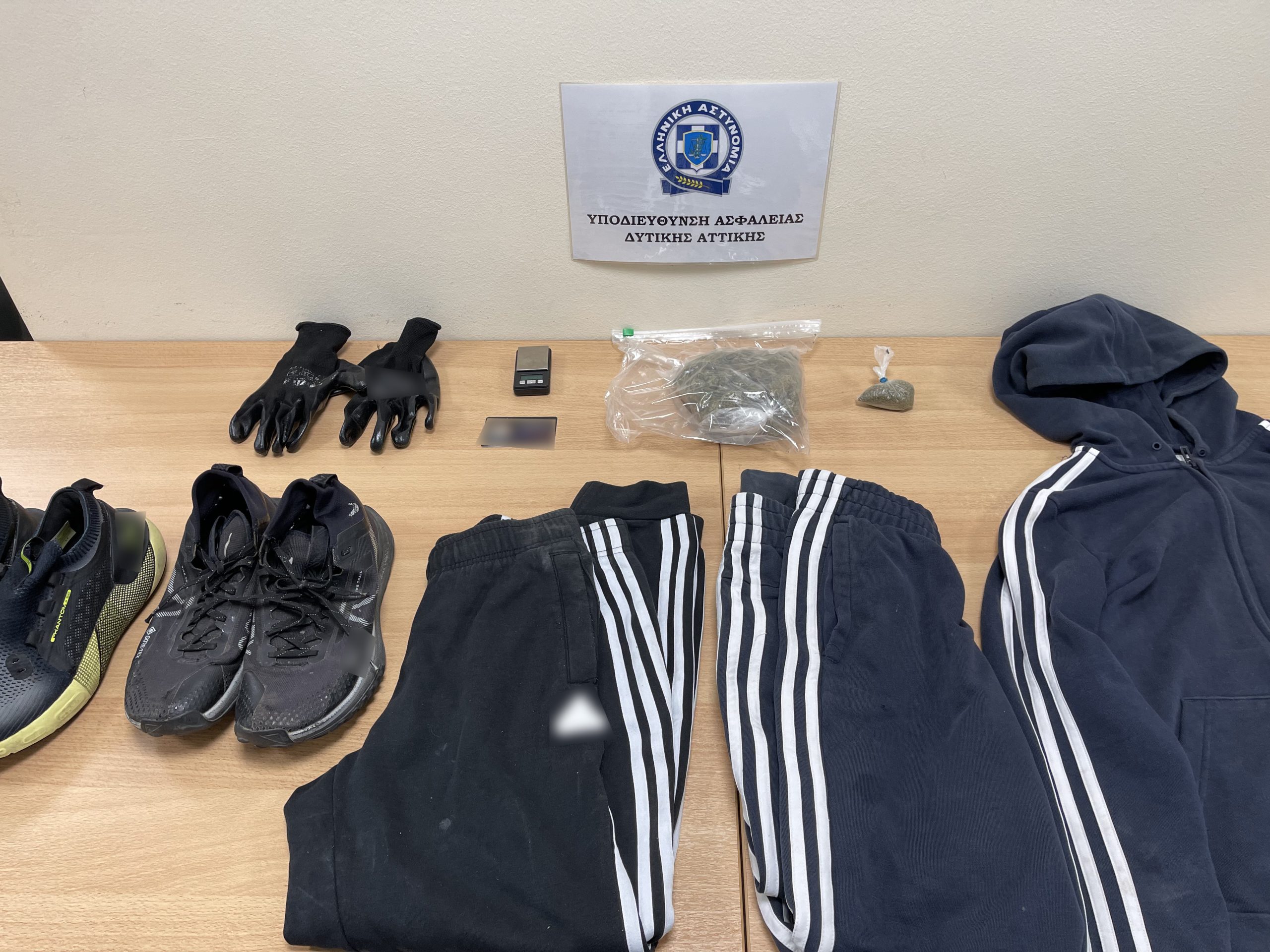 Εξαρθρώθηκε σπείρα που έκλεβε αυτοκίνητα στην ανατολική Αττική-1