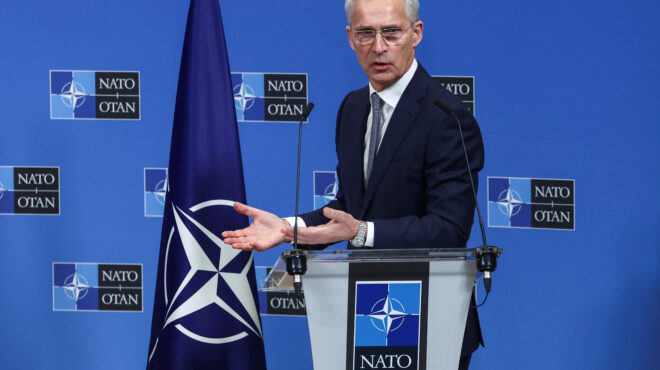 σούνακ-και-στόλτενμπεργκ-θα-επισκεφθ-562992904