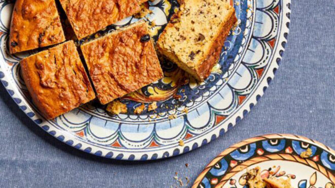 ταχινόπιτα-χωρίς-φύλλο-562988530