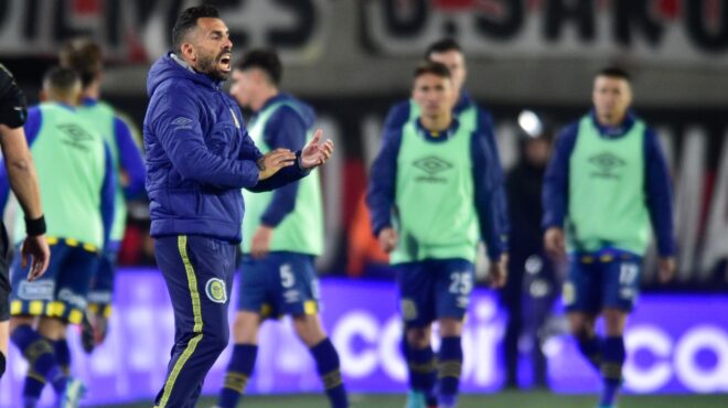 στο-νοσοκομείο-ο-τέβες-με-πόνους-στο-στ-562996495