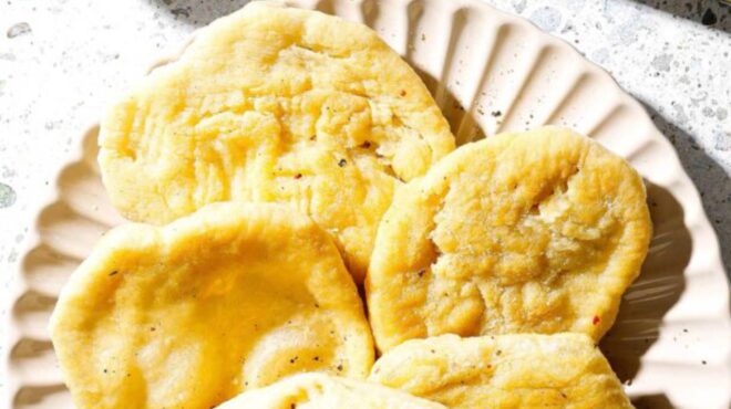 τηγανόψωμο-με-προζύμι-562998070