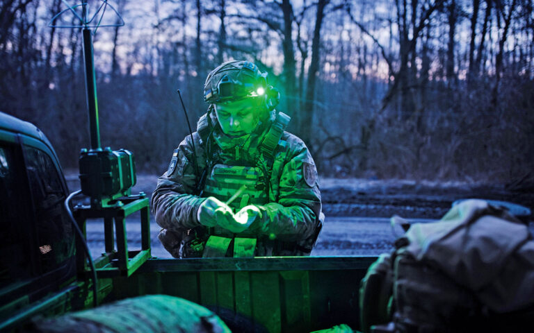 Μπεν Χότζες στην «Κ»: Νικώντας τη Ρωσία απομονώνεις και το Ιράν