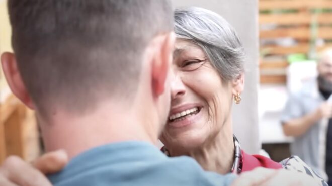 οταν-η-δέσποινα-συνάντησε-τον-δότη-μυε-563052898