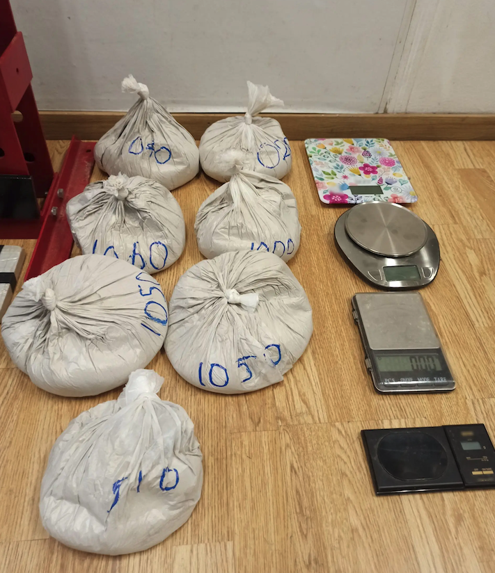 Εξαρθρώθηκε οργάνωση διακίνησης ηρωίνης στην Αττική – Πέντε συλλήψεις-1