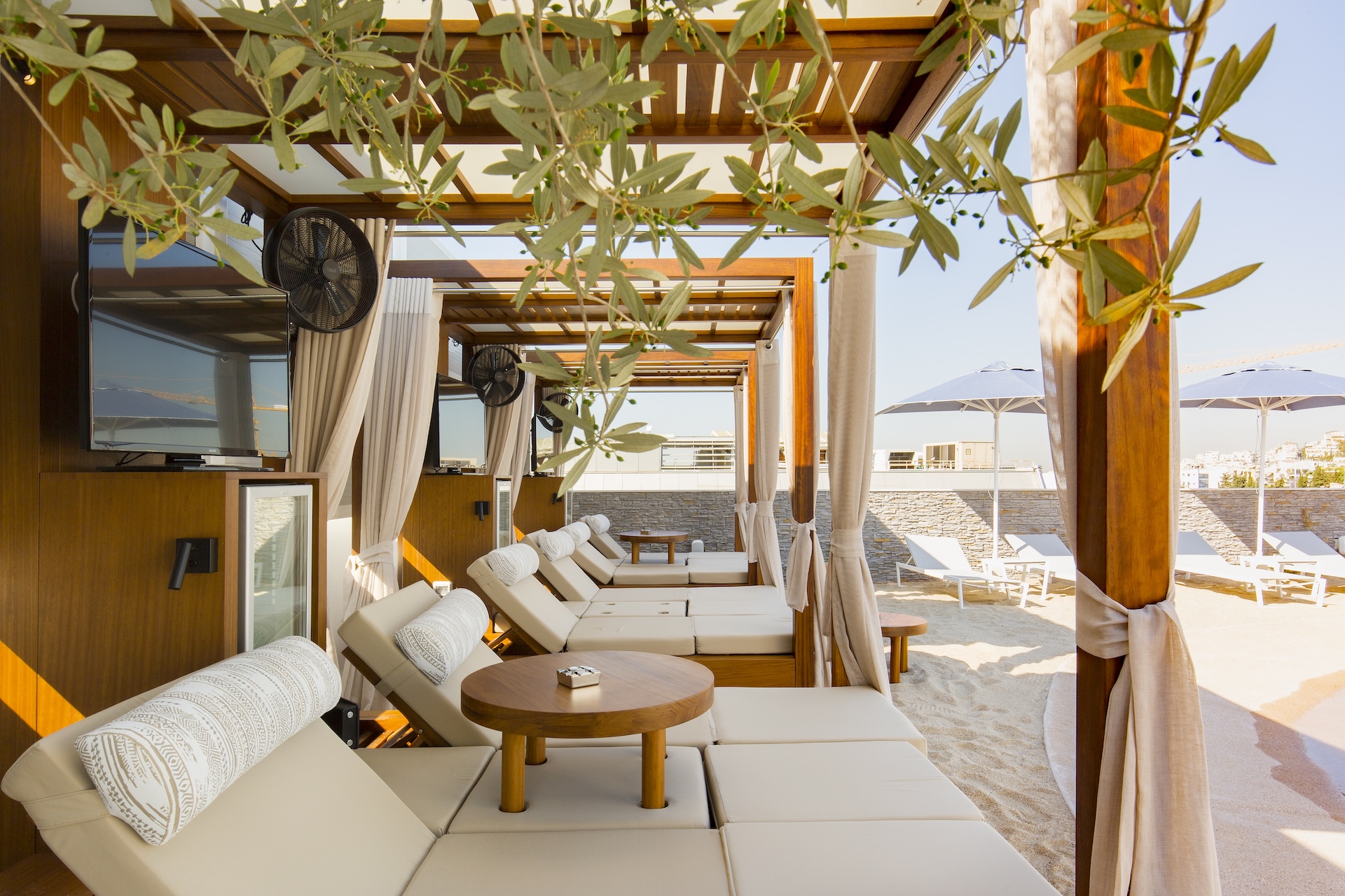 Παραλία Μαβίλη: Μιά όαση στην καρδιά της πόλης-5