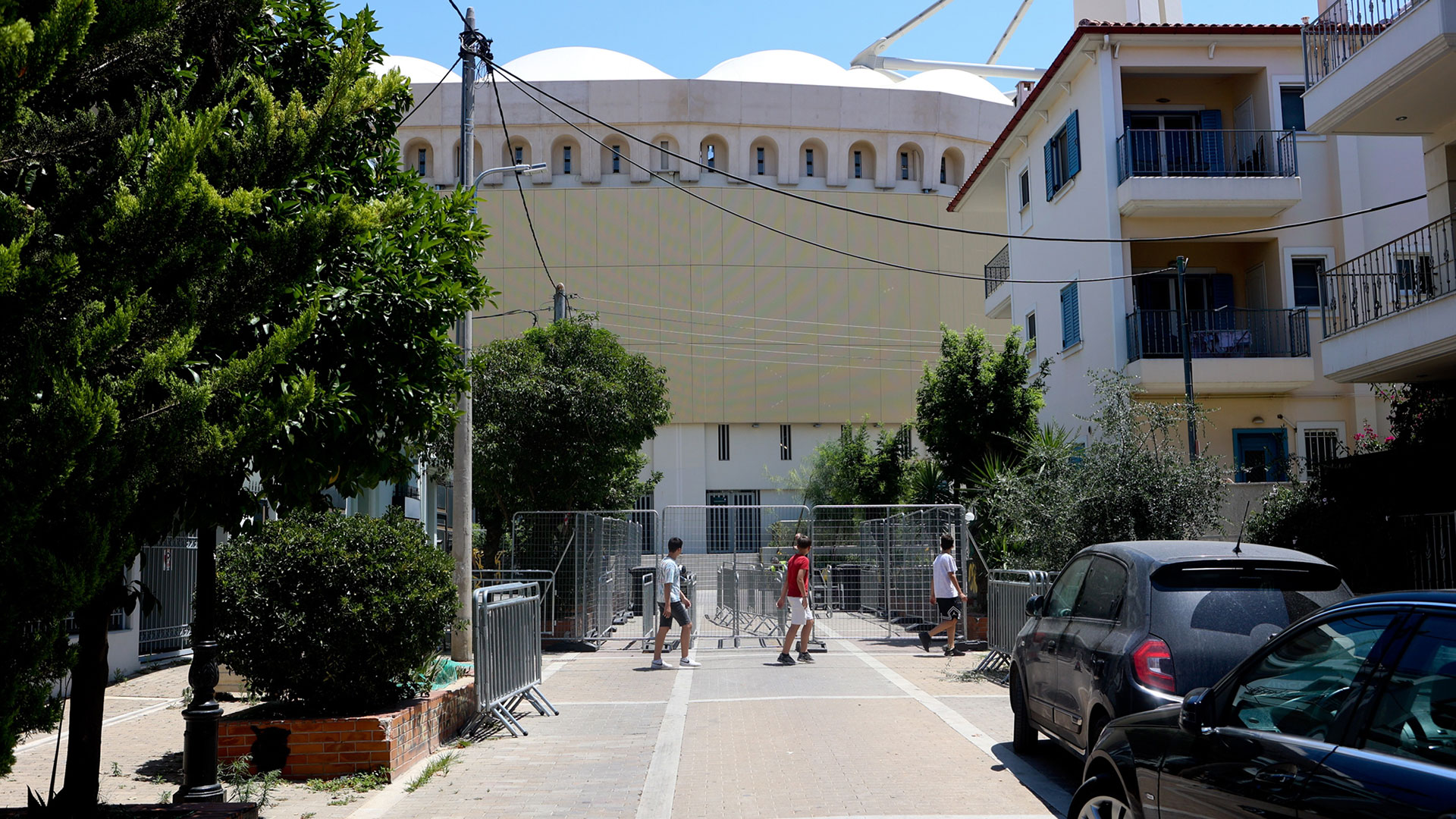 Τελικός Conference League: Σε κλοιό η Αθήνα – Στενό μαρκάρισμα σε σκληρούς οπαδούς-1