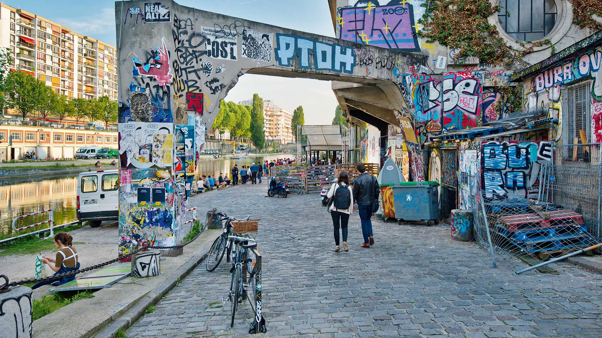 5 ξεχωριστές βόλτες σε γειτονιές του Παρισιού-12