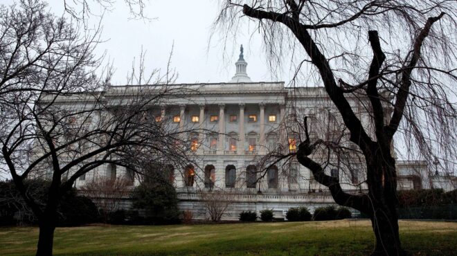 ηπα-πρώτη-ψηφοφορία-στο-κογκρέσο-για-τ-563008201