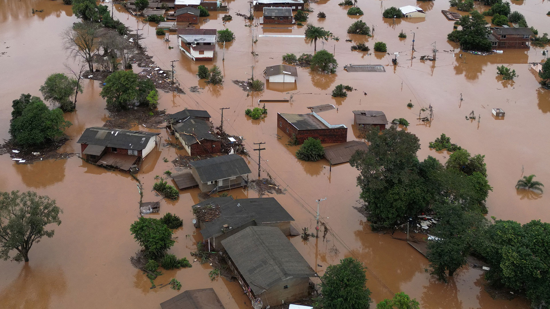 Βραζιλία: Μεγάλες καταστροφές από τις πλημμύρες – Τουλάχιστον 56 νεκροί-7