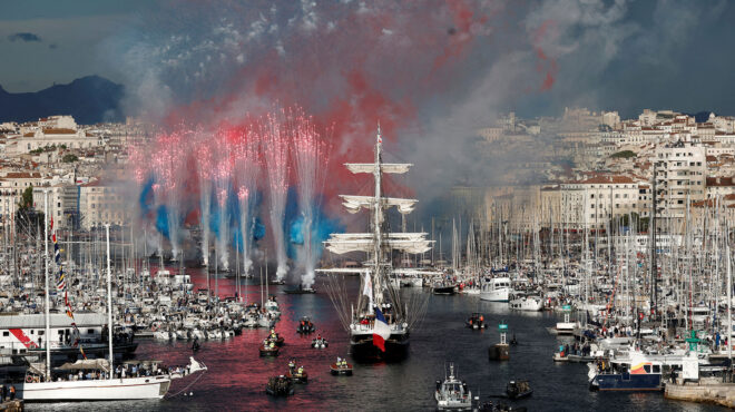 εντυπωσιακές-εικόνες-στη-μασσαλία-χι-563015581