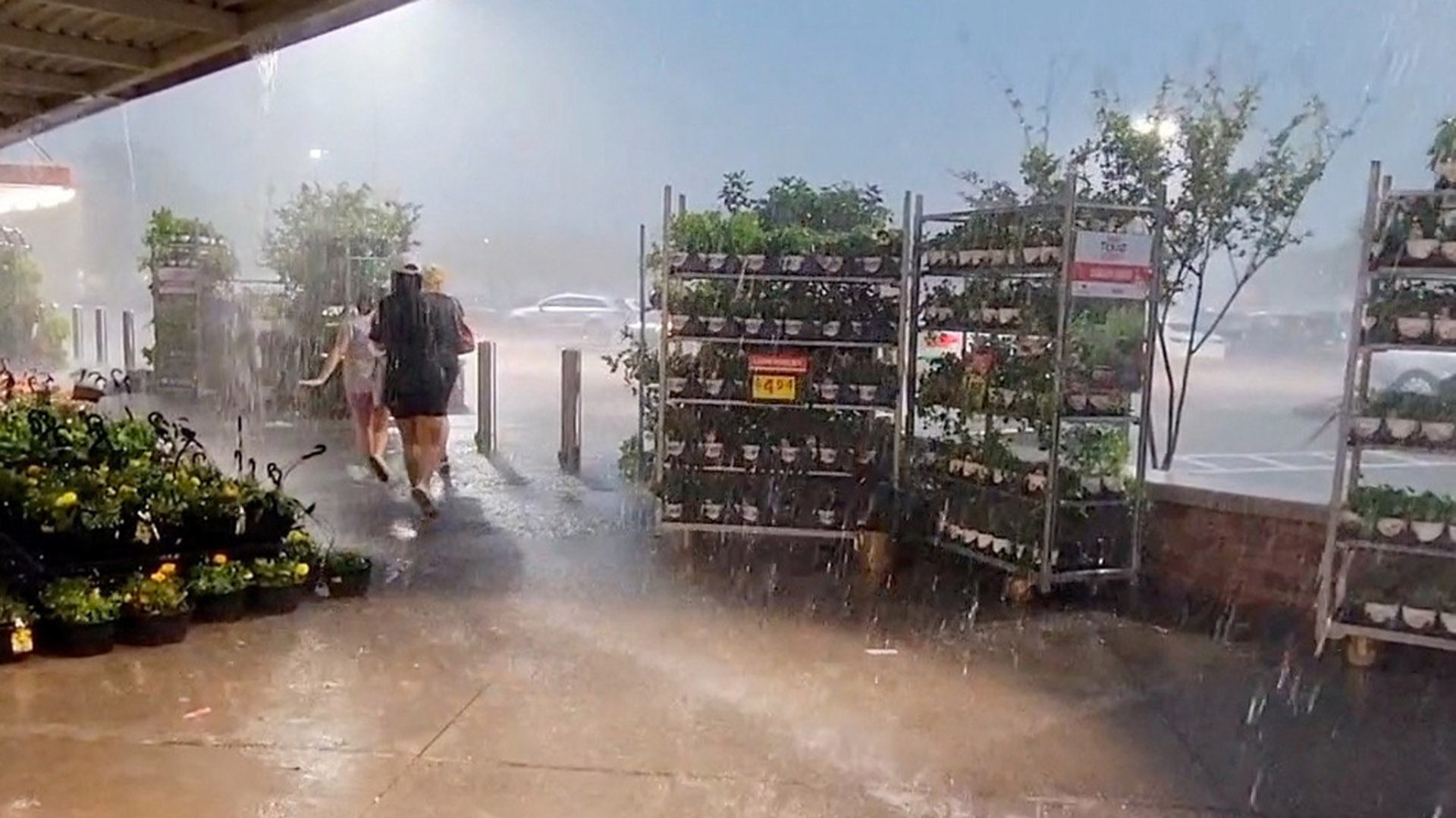 ΗΠΑ: Τέσσερις νεκροί από σφοδρή κακοκαιρία στο Χιούστον – Σοβαρές υλικές καταστροφές και προβλήματα (φωτογραφίες)-3