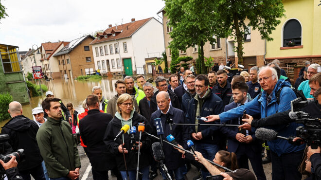 καταρρακτώδεις-βροχές-σε-γερμανία-κα-563032459