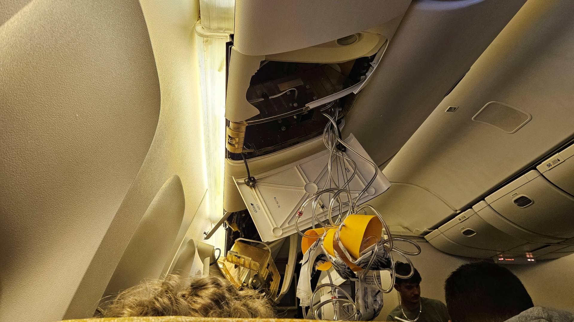 Ειδικοί για Singapore Airlines: «Η κλιματική αλλαγή ίσως προκαλέσει περισσότερες αναταράξεις»-3