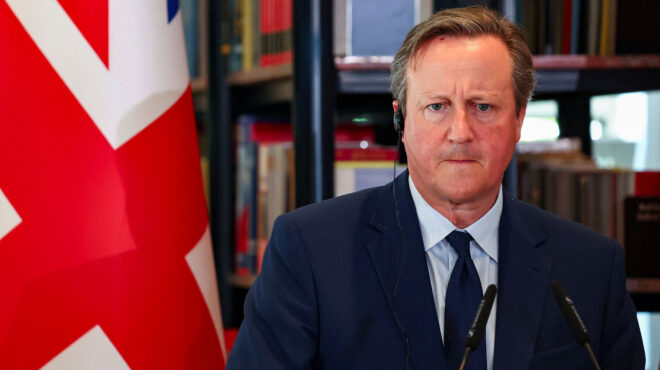 κύπρος-βρετανοί-πολιτικοί-ζητούν-την-563051173