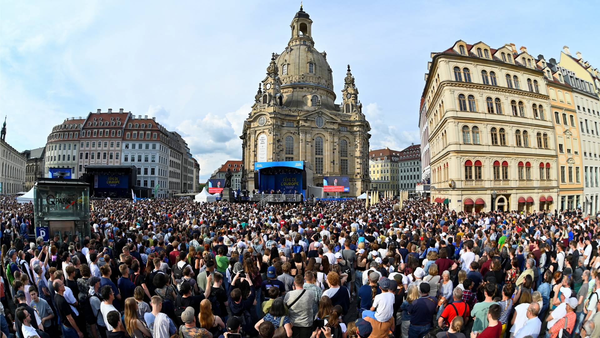 Μακρόν από Γερμανία: «Ενας κακός άνεμος πνέει στην Ευρώπη – Ας ξυπνήσουμε»-1