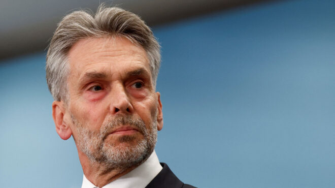 ολλανδία-πρώην-επικεφαλής-των-μυστικ-563047684