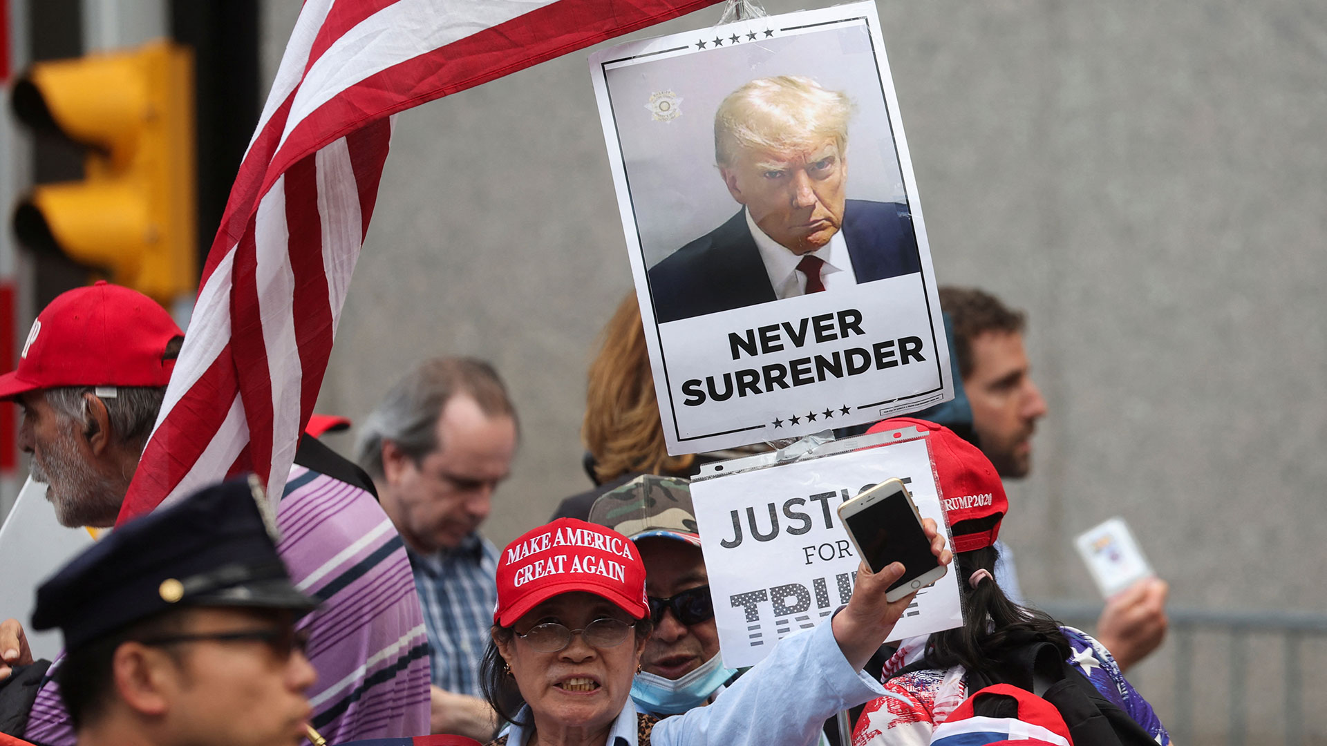 Δίκη Τραμπ: Ενοχος και για τις 34 κατηγορίες στην υπόθεση Στόρμι Ντάνιελς-2