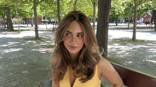 χρησιμοποιώ-έλαιο-από-δεντρολίβανο-σ-563035873