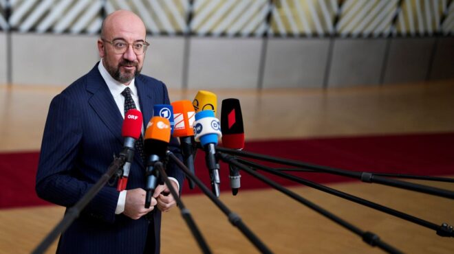 σαρλ-μισέλ-η-ε-ε-παρακολουθεί-στενά-τι-563033149