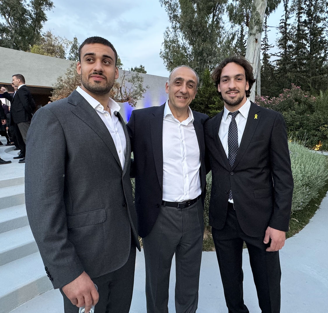 Στα χρώματα του πολέμου η επέτειος 76 χρόνων από την ίδρυση του Ισραήλ-3