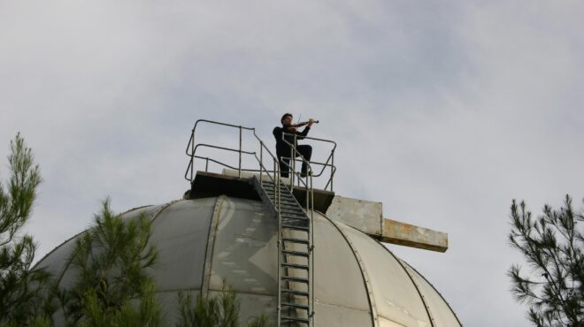 ο-σαλονικιός-βιολονίστας-που-στέλνει-563041318