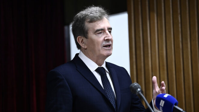 ναρκωτικά-η-δίωξη-είχε-φυτέψει-άνθρ-563039467