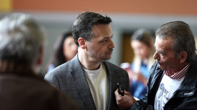 στο-πασχαλινό-γεύμα-αγάπης-στο-ρουφ-563012503