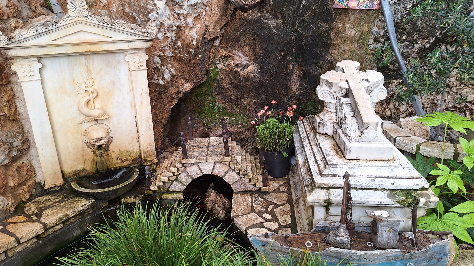 Τα πολεοδομικά «θαύματα» των Αγίων Ισιδώρων-3