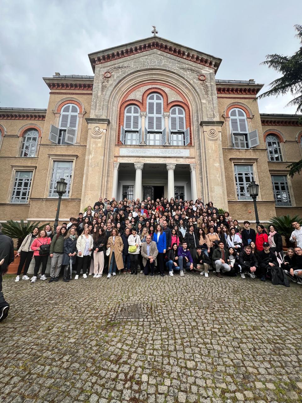 Τιμώντας τον ποιητή της Ρωμιοσύνης στην Πόλη με ένα λαμπρό συνέδριο-3