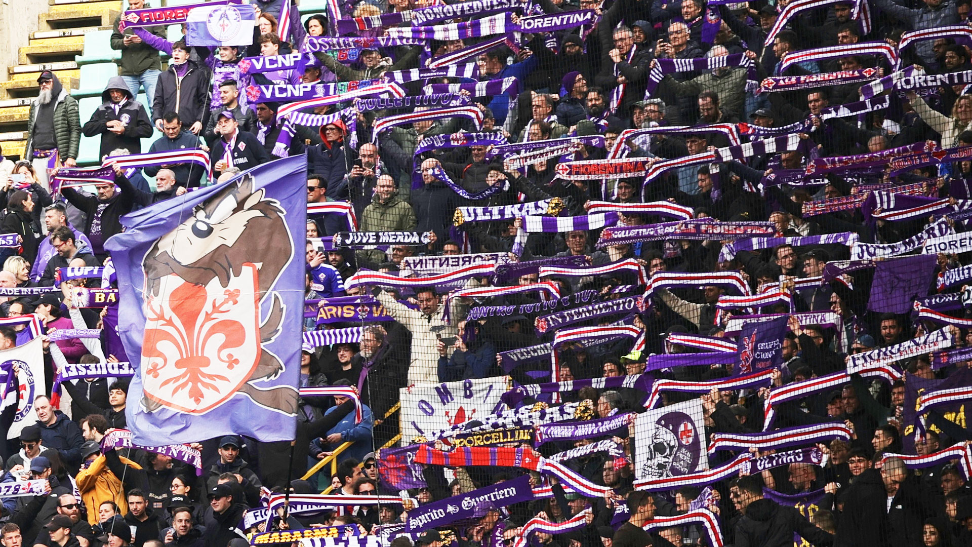 Τελικός Conference League: Μόνο με διαπίστευση θα πηγαίνουν σπίτι τους-1