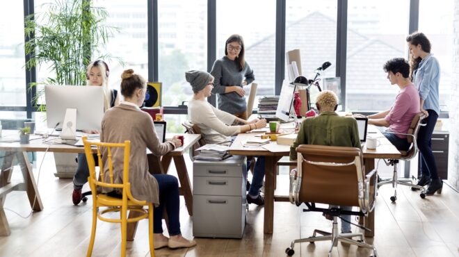 επενδύσεις-22-δισ-δολ-διεθνώς-τον-απρίλ-563023720