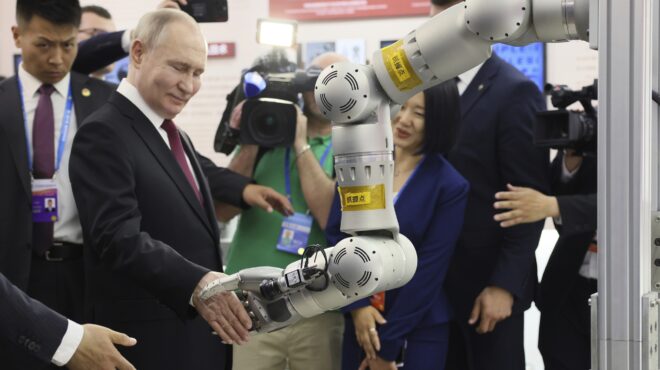 αποστολή-εκπαιδευτών-στο-κίεβο-563030698