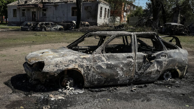 σφυροκόπημα-στο-λιμάνι-της-οδησσού-563007367