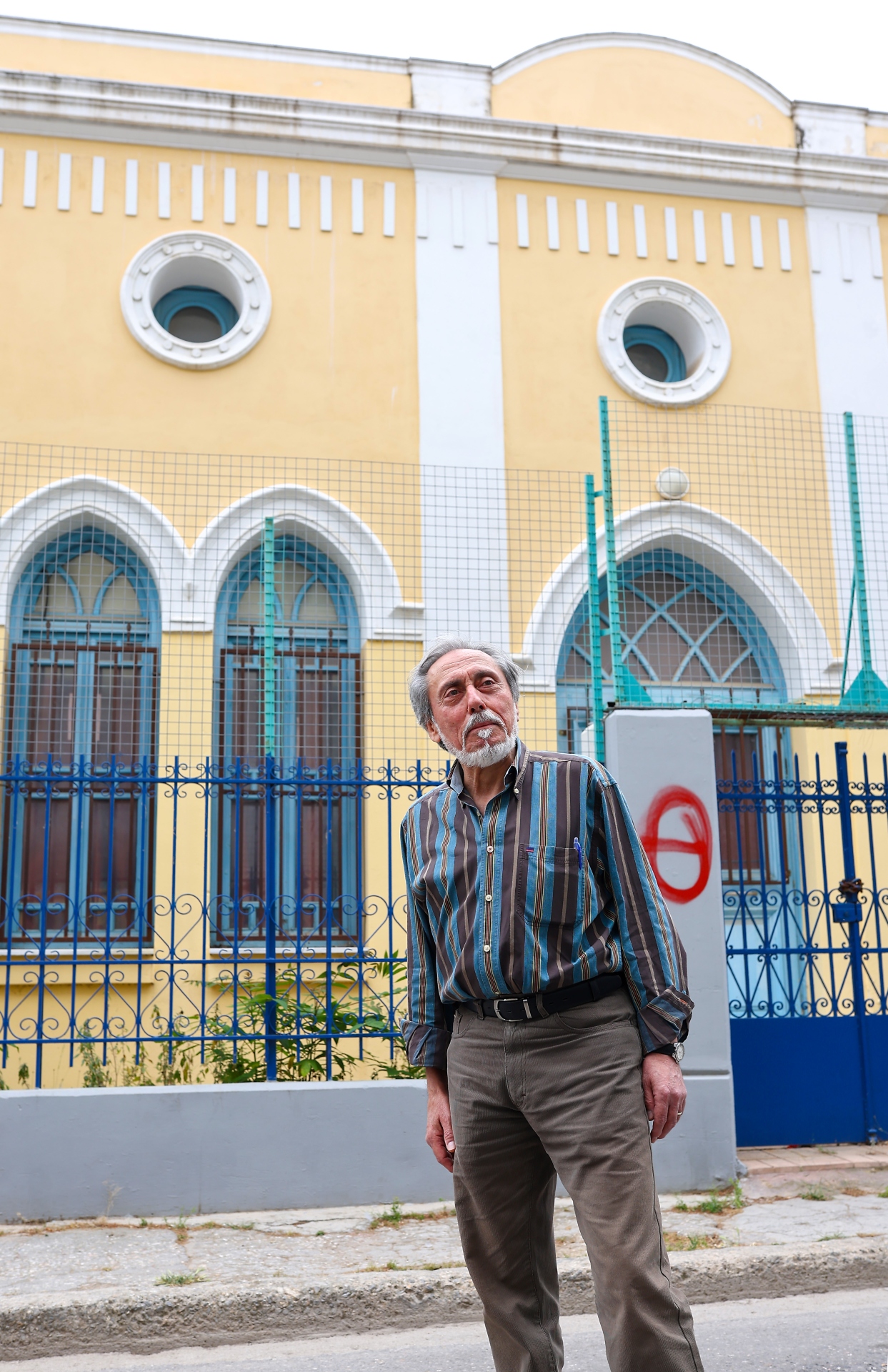 Νίκαια: Μία γειτονιά παλαιάς κοπής-19