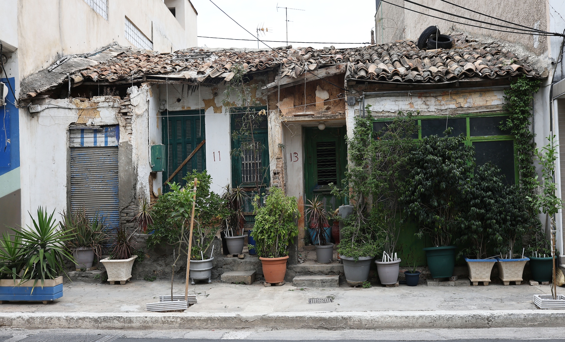 Νίκαια: Μία γειτονιά παλαιάς κοπής-1