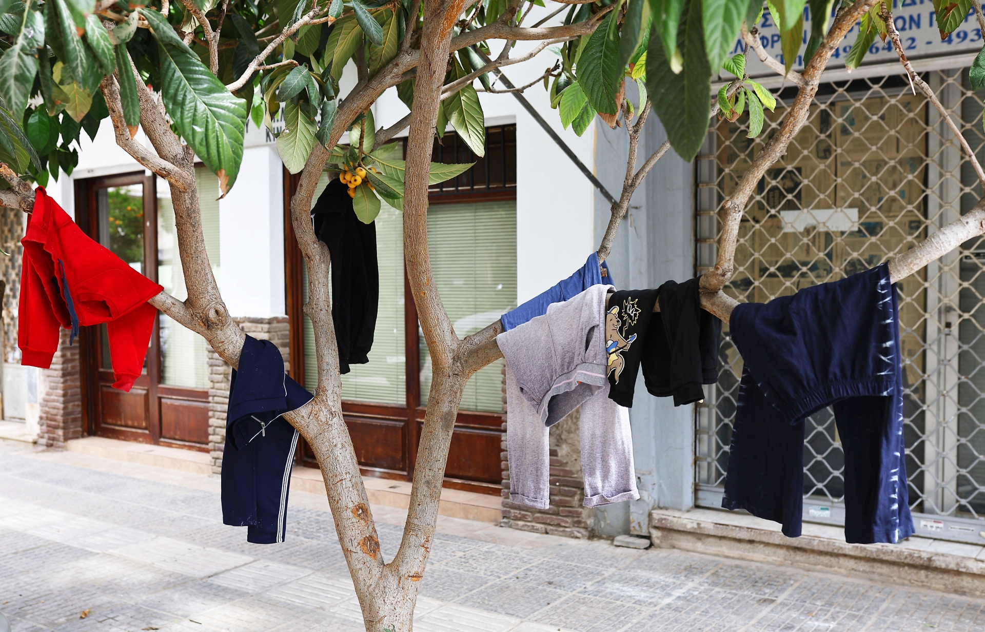 Νίκαια: Μία γειτονιά παλαιάς κοπής-20