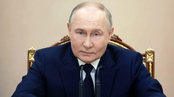 μέτωπο-πούτιν-σι-εναντίον-ηπα-563026435