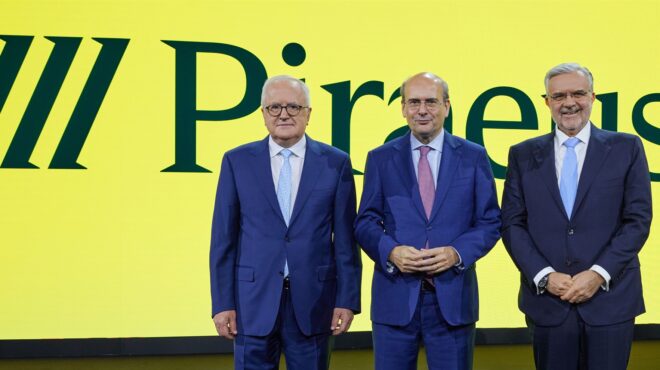 το-νέο-λογότυπο-της-τράπεζας-πειραιώς-563054278