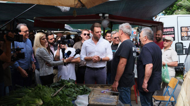 κασσελάκης-ανοίγματα-σε-πλεύση-και-μέ-563035072