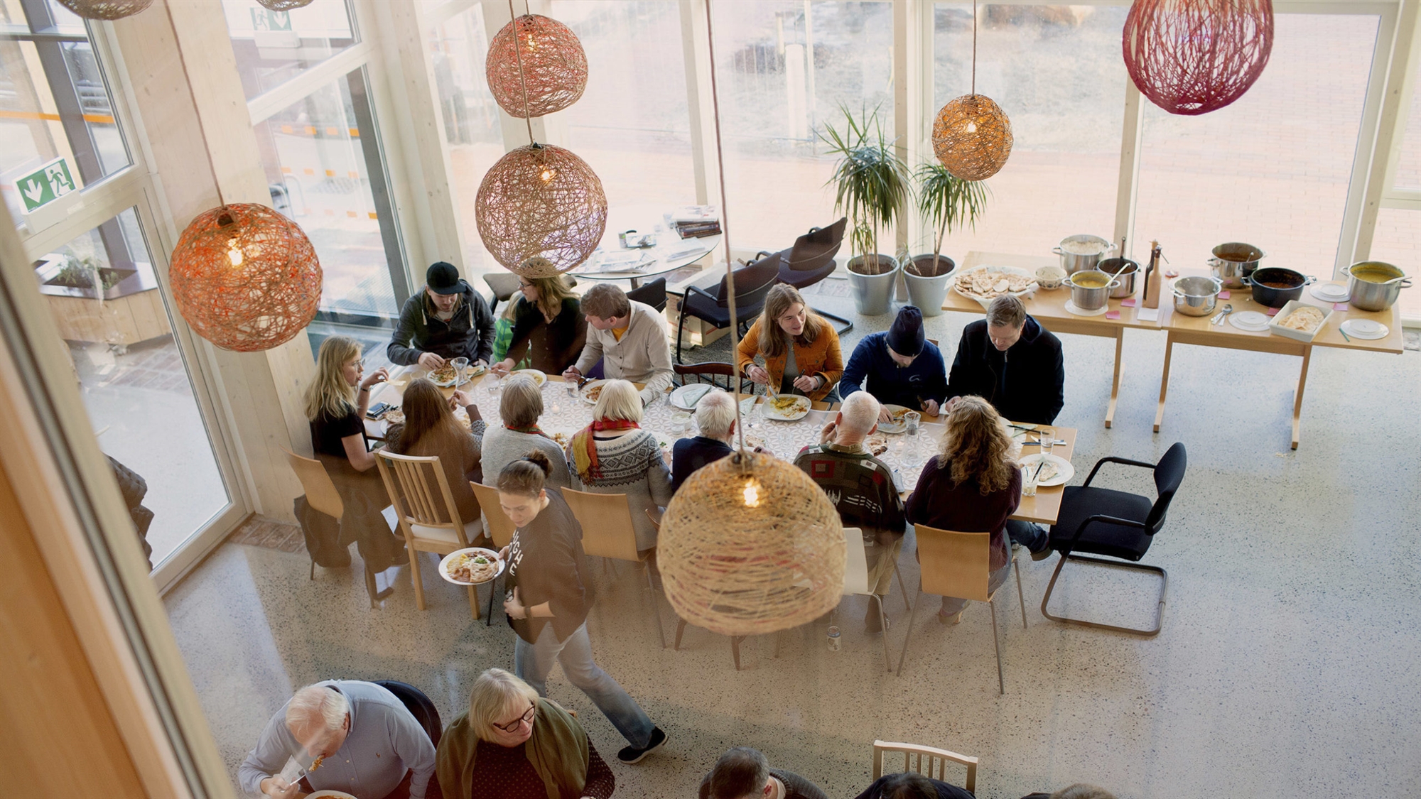 Συν-κατοικώντας στα κενά κτίρια-2