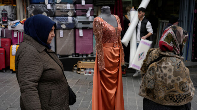 τουρκία-σε-ανοδική-τροχιά-ο-πληθωρισμ-563018461