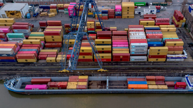 αρθρο-των-π-πετράκη-και-π-κωστή-στην-κ-563027884