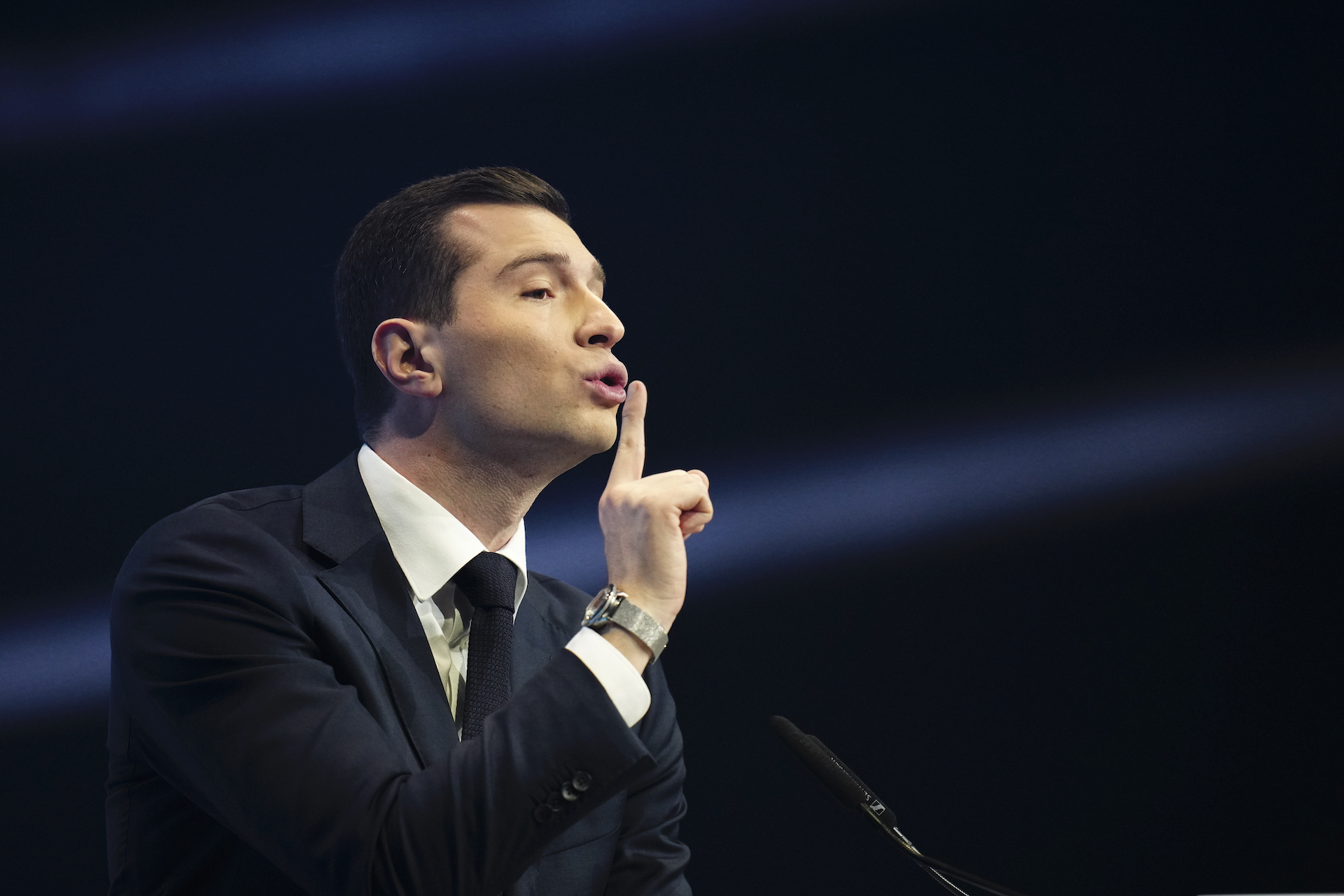 Ζορντάν Μπαρντελά: Είναι αυτό το νέο πρόσωπο της ακροδεξιάς;-1